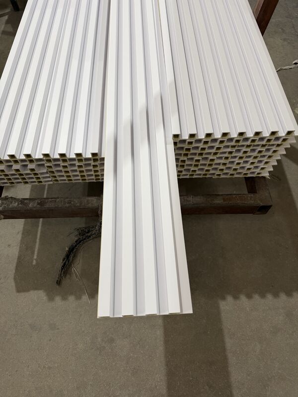 Customized Eco Friendly Indoor Irregular Grille Wpc Wall Panel 160x24 Cladding